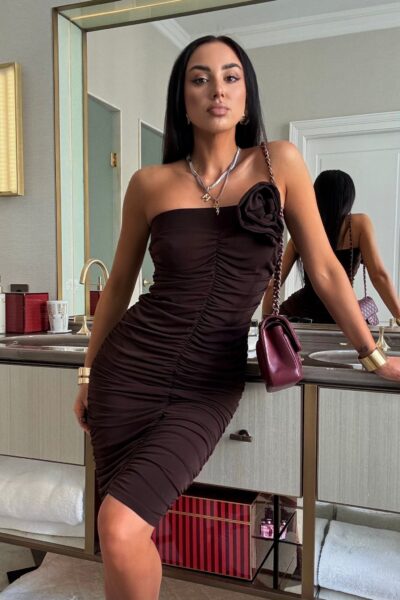 Sukienka La Milla tuba marszczona czekoladowa fashionstory.com.pl