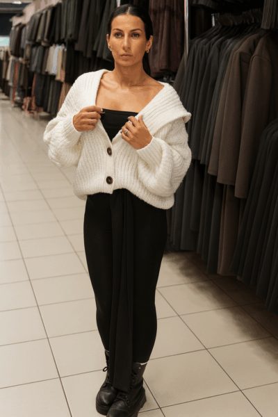 Sweter z kapturem La Milla śmietankowy