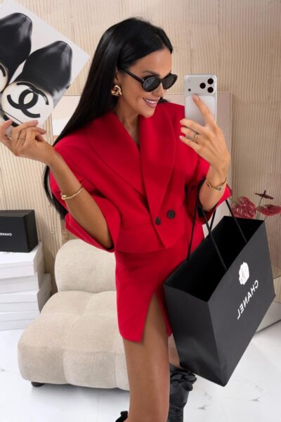 Czerwona krótka marynarka oversize La Milla