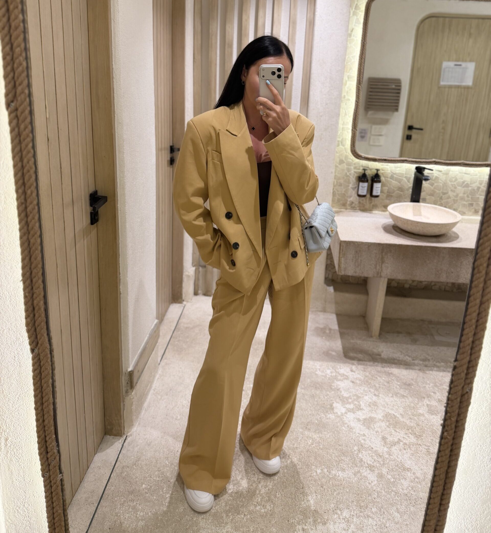 Spodnie klasyczne La Milla musztardowe - obrazek 4