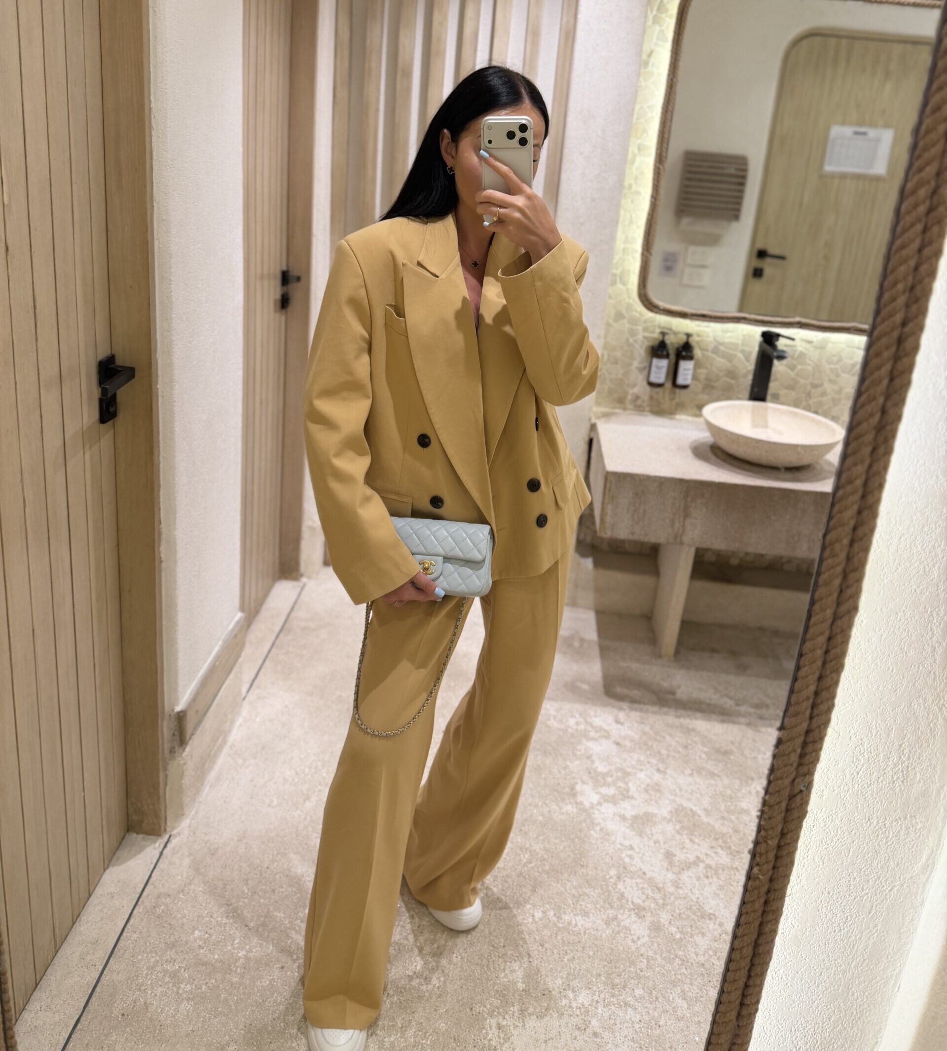 Spodnie klasyczne La Milla musztardowe