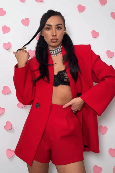 Marynarka La Milla z odkrytymi ramionami czerwona