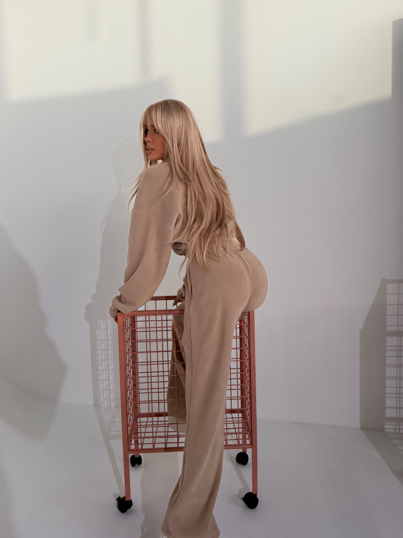 Kombinezon LAMANUEL z mikropolaru SUGAR latte - obrazek 5