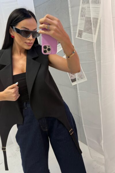 Kamizelka La Milla z trokami czarna