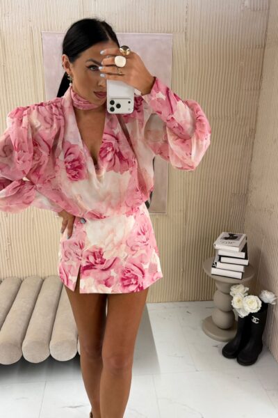 Spódnico-spodenki La Milla z rozcięciem różowo-śmietankowe