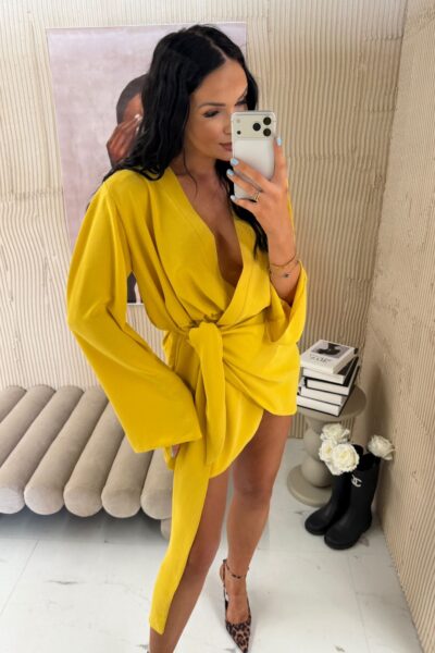 Sukienka kopertowa wiązana La Milla musztardowa